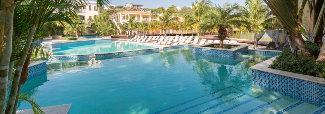 Curaçao, Acoya, zwembad